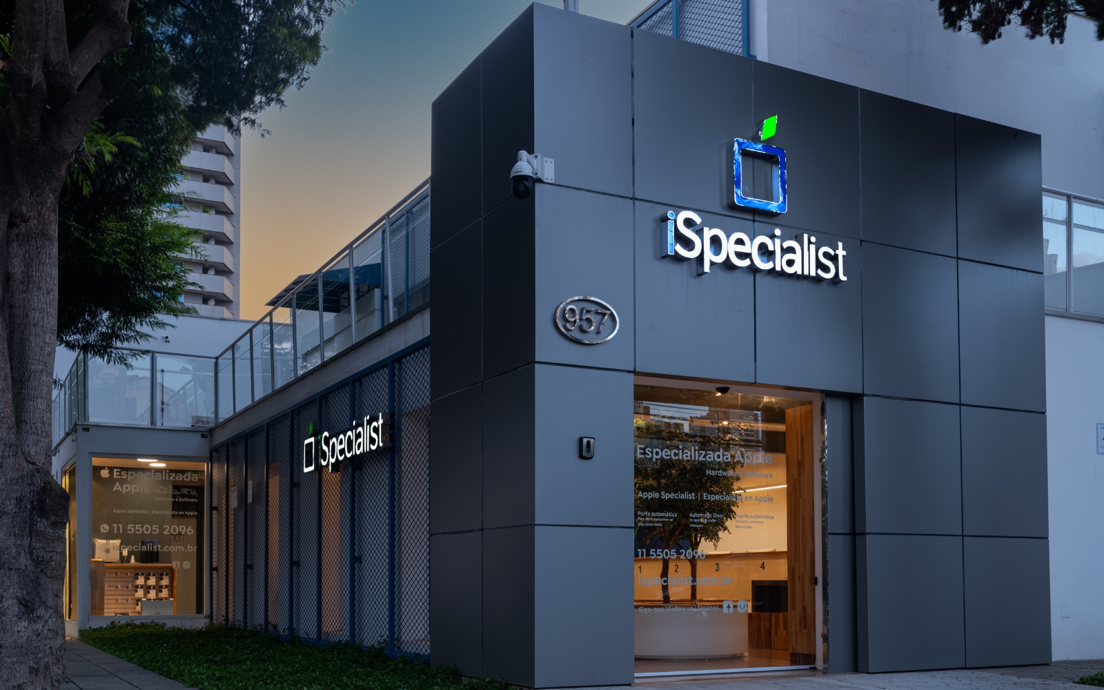 Fachada do prédio da iSpecialist no Brooklin em São Paulo